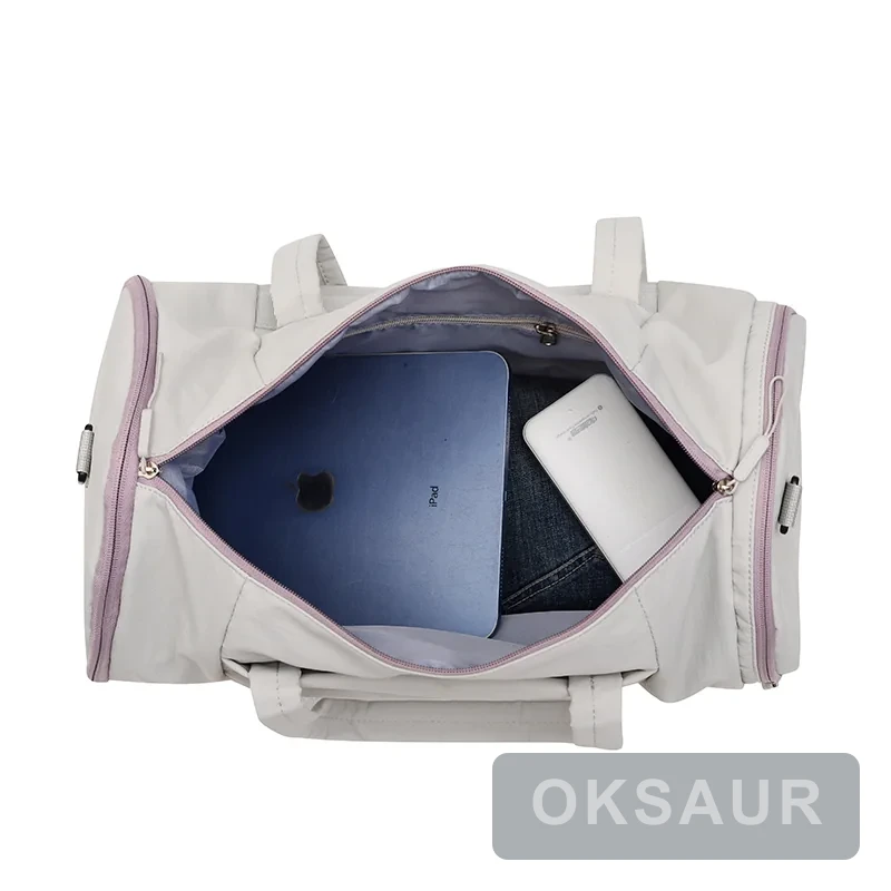 Open main compartment on model 2610 training duffel